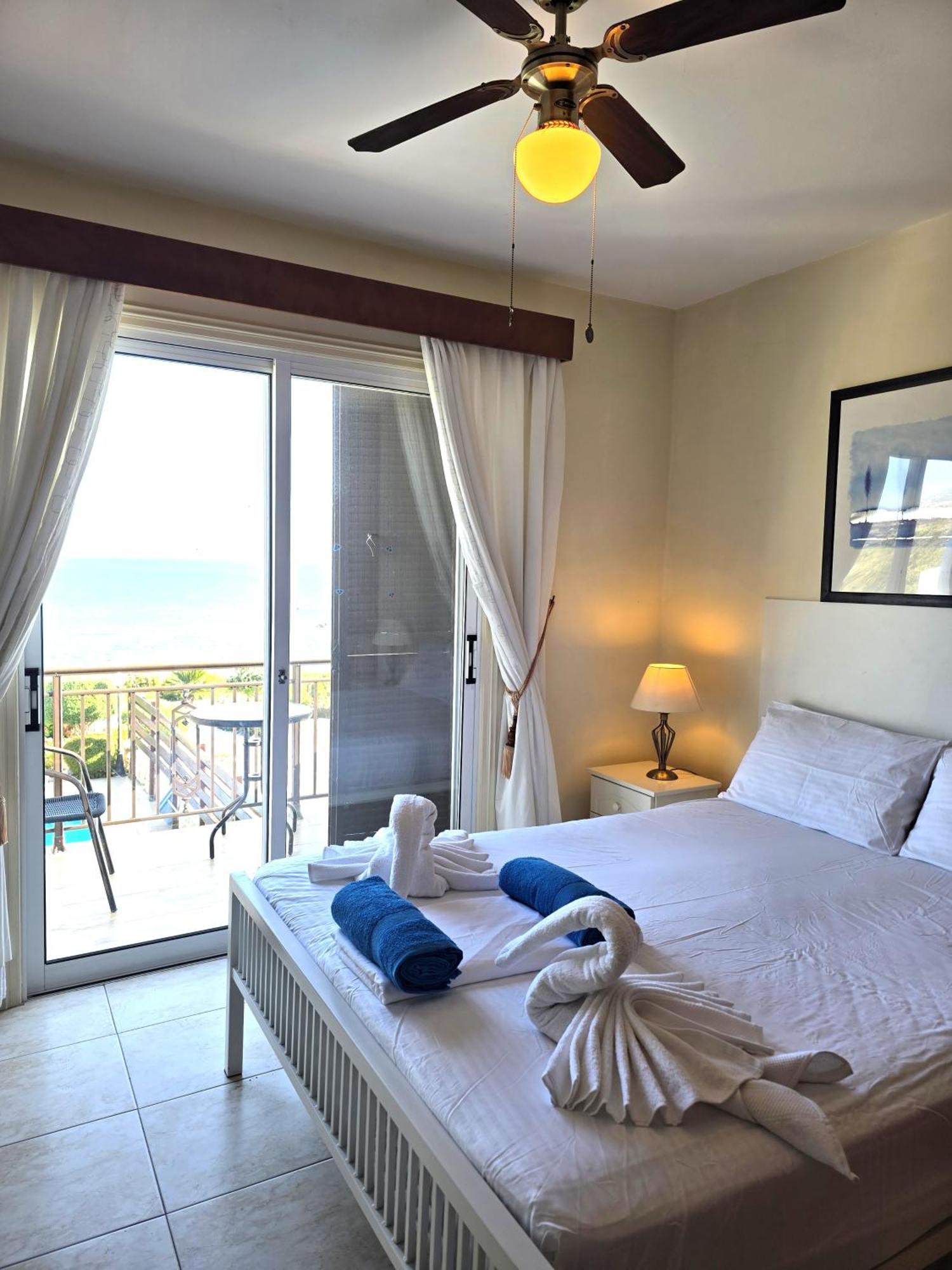H&O Sunrise Villa In Coral Bay! 외부 사진